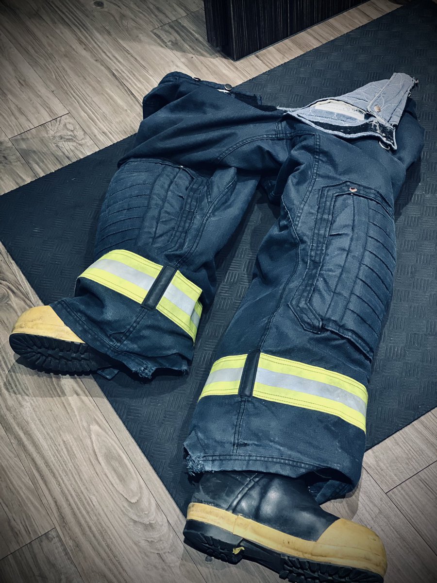 AishaHinds's tweet photo. Season Finale! #911onFOX 
WATCH NOW https://t.co/ZsBfmFFzow