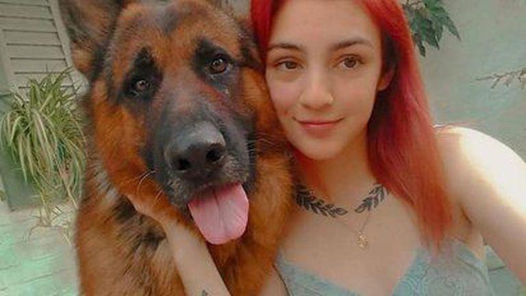 LANACION's tweet photo. La triste historia de Lara, la chica de 22 años que murió de Covid esperando una cama https://t.co/UAbWKCRBNw https://t.co/S9UNnPPJD2