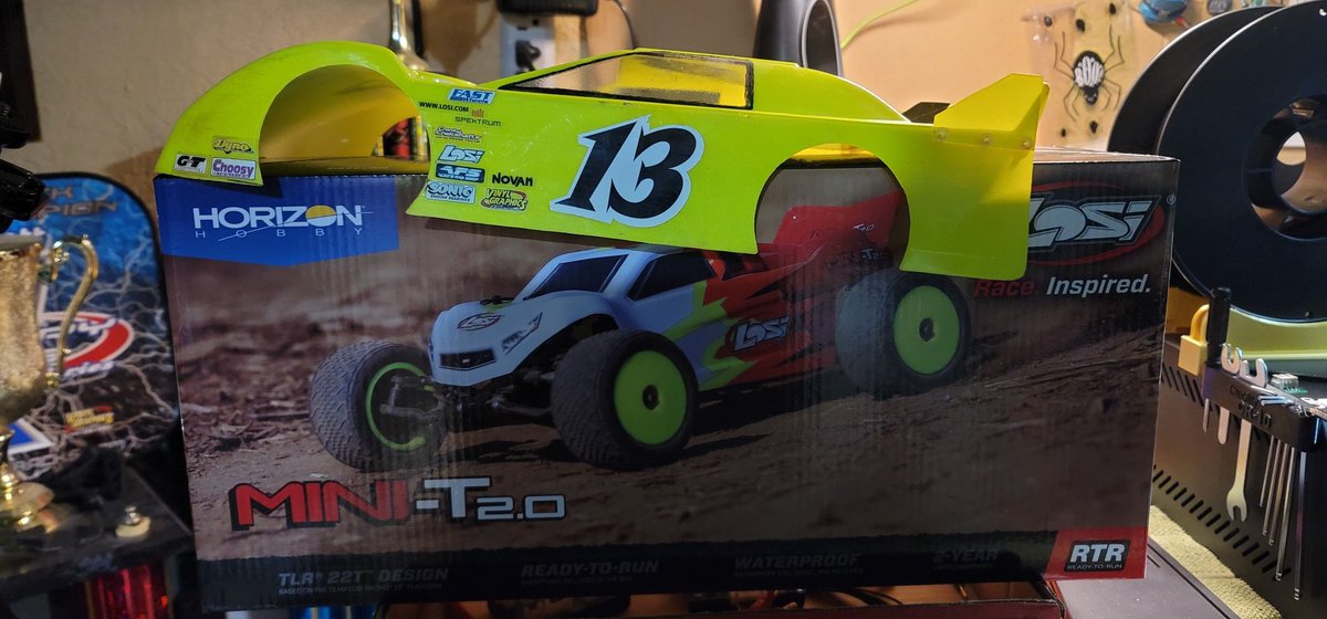 droor_s's tweet photo. @AMain_com @TeamLosiRacing , Sure it will work, I have seen pigs fly before this one.. I remember you used to make one. Hmm , maybe I can do ¹/18 No-prep off a this too? #minit2.0 @WorldofOutlaws ,you like that idea,
racing for the kids! https://t.co/mJXemVkaJ4