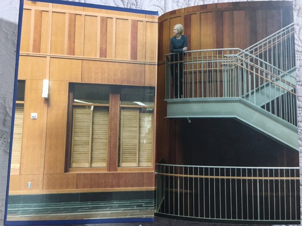 AdriPeralM's tweet image. “The key to innovation is connecting a curiosity about basic science to the practical work of devising tools that can be applied to our lives, moving discoveries from lab bench to bedside.” #TheCodeBreaker by @WalterIsaacson #Genetics