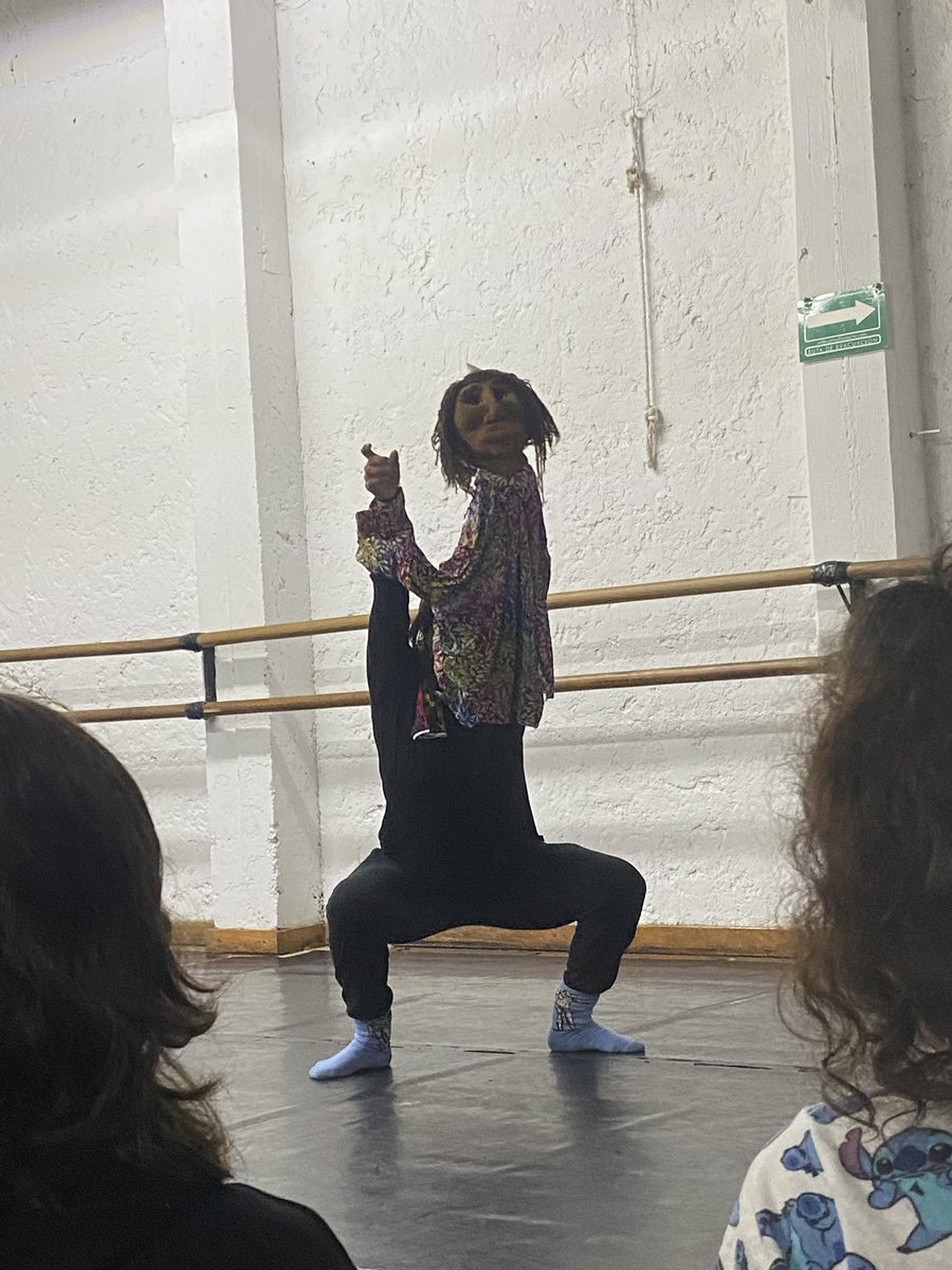 MaBiyaa's tweet photo. “Cuerpos animados” fue uno de los talleres que tuvimos en esta séptima edición de Ma Biyaa Festival Escénico, impartido por Marissa Gutiérrez.

#mabiyaa #septimaedicion #cuerposanimados #cusaabe #mabiyaa21 #mabiyaa7años #yabaileyadance #retomemosxalapa #regresoseguro https://t.co/2pktsVqvEg