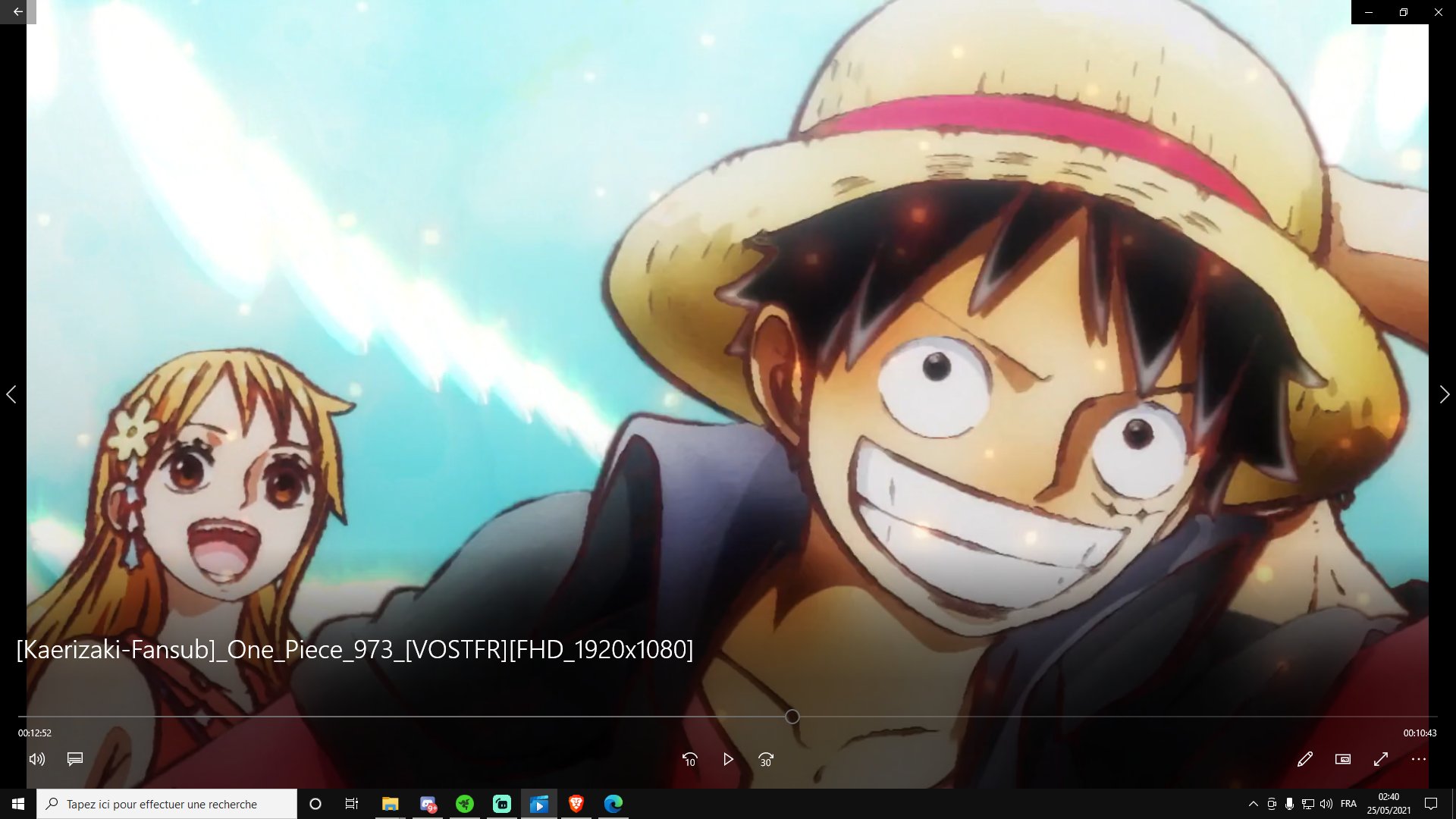 Pun Dxg Fncwin D Ailleurs Dans L Ep 973 On Vois Comme Image Kaido Survolant La Capitale Des Fleurs Et L Eye Catcher Qui S En Suit Est Zoro Qui Coupe La Tete Du