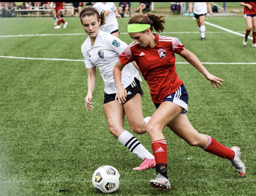 ElenaSiekas's tweet image. 2 tough losses this weekend agains 05 D’Feeters and 05 sting black. Very excited for the upcoming shootout!‼️‼️
#soccer #ready #motionpic #challenge