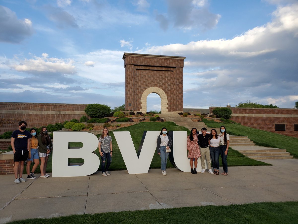 Fun night welcoming some of our new and returning @BuenaVistaUniv #EducationForService Scholars to campus. #BeaversBuild