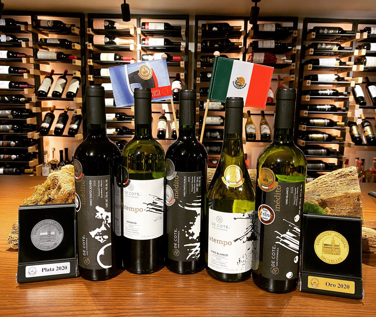 ¡Hoy llegaron 5 nuevas etiquetas a nuestra carta, todas de <a href="/decotemx/">De Cote Casa Vitivinícola</a>, incluyendo a su ultra exclusivo Verdejo 2020, del cuál solo se hicieron 600 botellas!

¡No te quedes sin probarlo! 😉

Te esperamos de 13:00 a 23:00 hrs de lunes a sábado. 😃🍷🍇