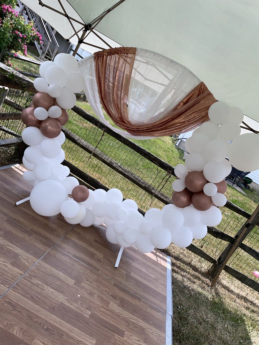 simplynej_'s tweet photo. #HERssentials ✨ 
#SisterByDesigns 
Event Styling 
“ someone say balloons?! “ https://t.co/QUCJD6xSF0