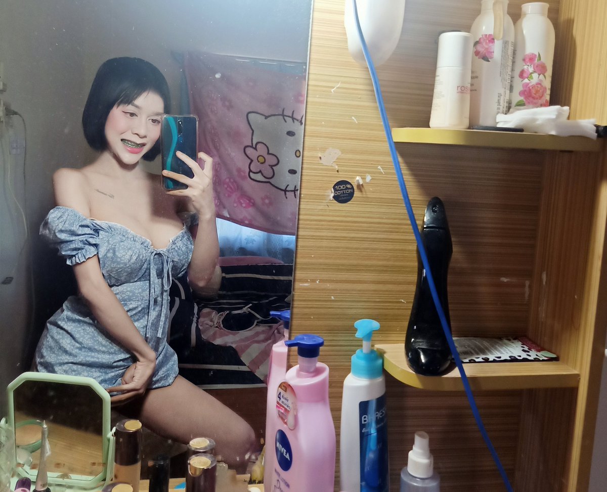 Pat09883320's tweet photo. ฝนตก อากาศดีมากค่ะ
#สาวสองบุรีรัมย์ https://t.co/x38qg3lMuQ