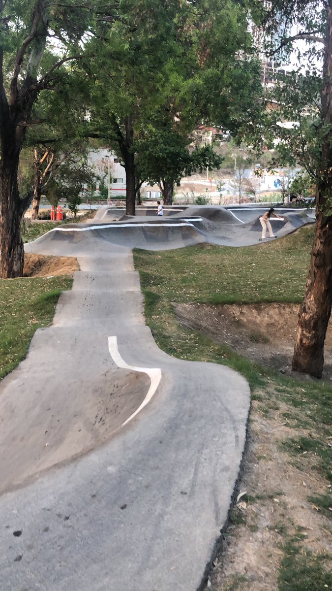 maulopower's tweet photo. @miguelbtrevino un bebedero en el Parque, por favor :) https://t.co/fk3TeFk3WE