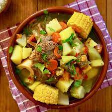 OfficalTravel's tweet photo. I'm sorry for always posting the food last but I wanted to wait to post it after haha. Ok heres the food In Costa rica. It was so good btw. -megan and Milly (food shown: Casado, Olla de carne, Sopa negra and Tamales) https://t.co/5c1DhVTkNH