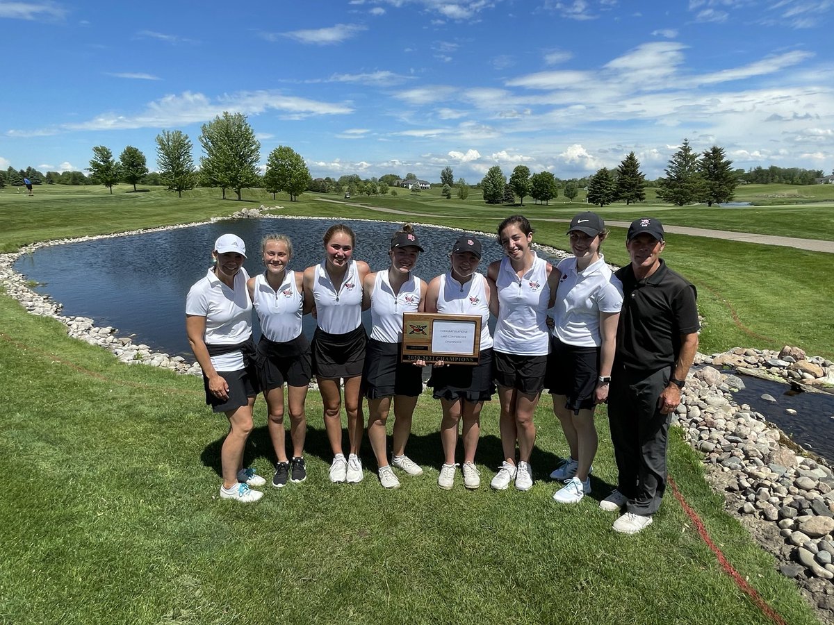 ephsgirlsgolf's tweet photo. We took first place in the conference championship today as a team (328) and @emma5davies was the medalist with a 76! Also a huge congrats to Katelyn, Rose, and Emma for winning all conference this season. Up next is Sections!!😈🤍🦅 https://t.co/wWyGj0YjLo