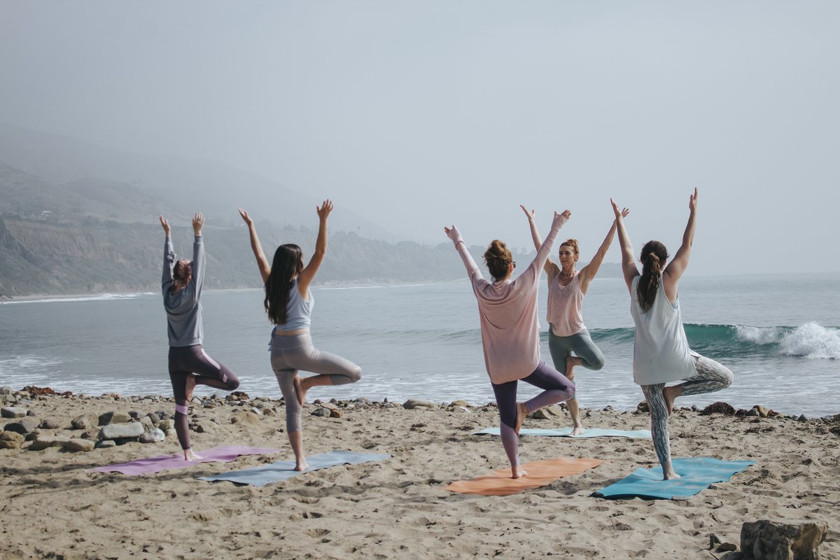 UH_LABHRT's tweet photo. Leisure activities that involve others are starting to exist again and we may be both excited and a bit nervous how to go about them. We can decrease some of this anxiety by checking in with ourselves about how we feel and our comfort levels so that we can make room for the fun. https://t.co/waNiBCM4S6