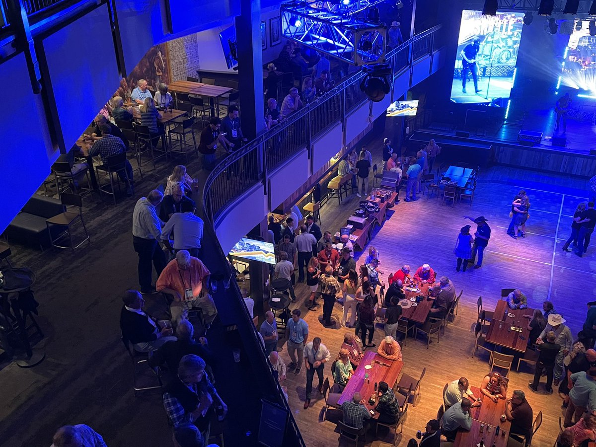 Amazing Presidents Welcome Reception to kick off #GAWDASMC2021 thank you to <a href="/wildhorseTN/">Wildhorse Saloon</a> for being amazing hosts! <a href="/GAWDAorg/">GAWDA</a> #EYESUP