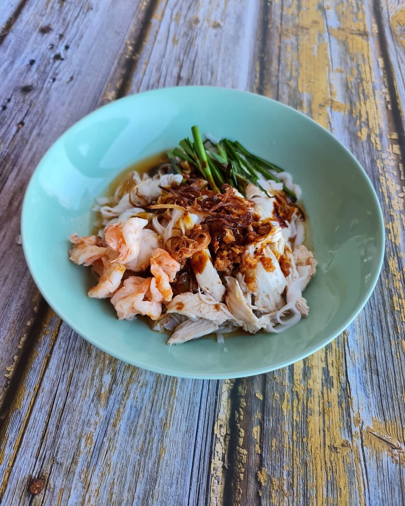 jackiemsydney's tweet photo. Kai So Hor Fun with a Jackie M twist - from episode 4 of Street Food Journeys: Malaysia. Catch the replay on our website or one of our YouTube or FB channels 😊

#Myhawkerfood #MYstreetfoodjourney #MYstreetfoodtravels #MYstreetfooddestination #MYstree… https://t.co/ZDNmGjdlPP https://t.co/zNuQOdFoAZ