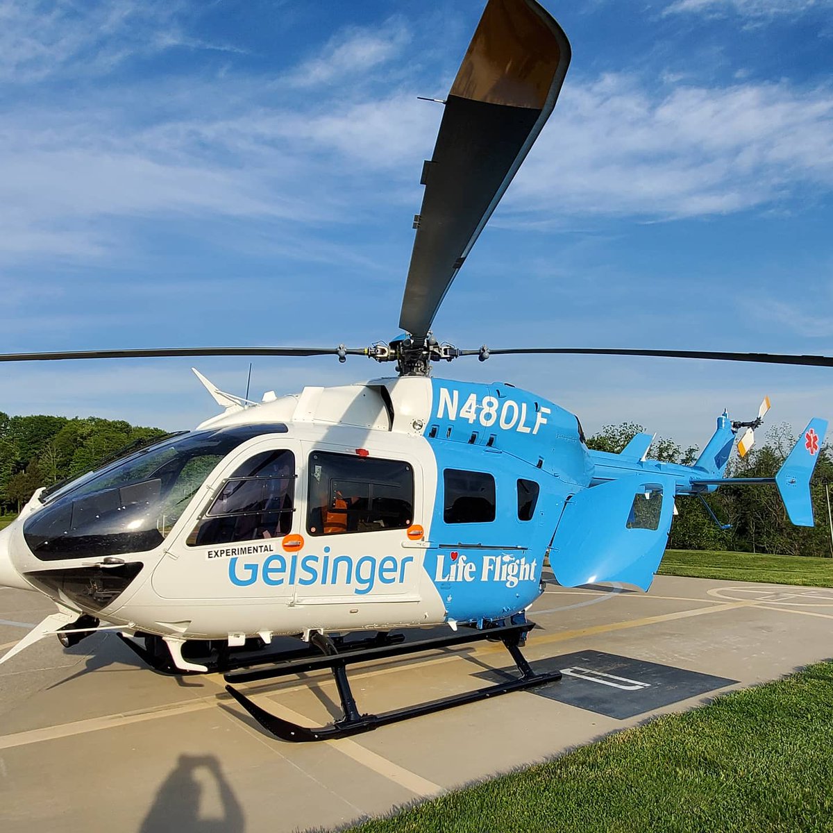 Geisinger Life Flight added a new aircraft to the fleet.  480LF arrived on Friday May 21. #aviation #lifeflight #geisinger #metroaviation #40years #helicopter