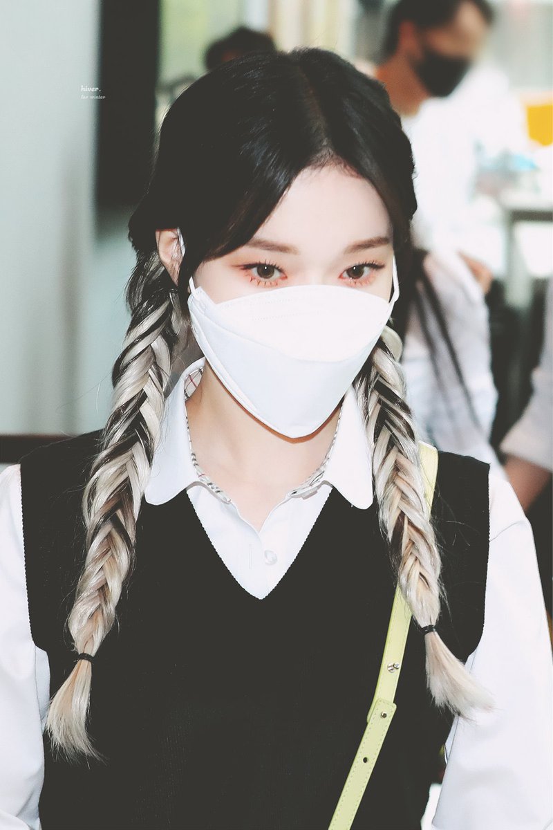 winterpiics's tweet photo. 210520 © hiver_wt
#WINTER #윈터 https://t.co/CMqF82kaRy