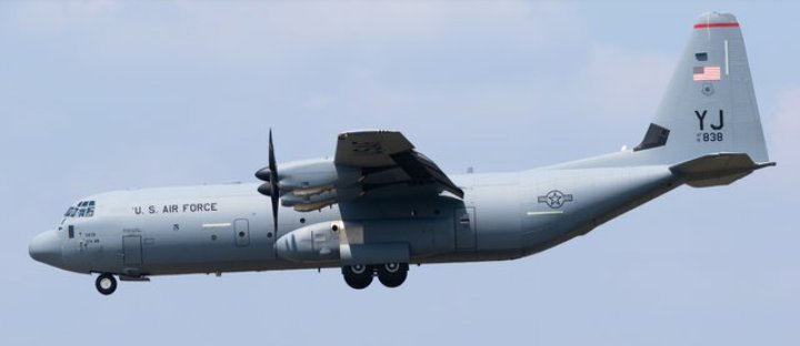 Oceanworldfree's tweet photo. 🇺🇲USAF 16-5838 #AE5DFA
🇺🇲USAF 15-5833 #AE5DF6
🇺🇲USAF TAMA20 15-5813 #AE5C94
🇺🇲USAF KANTO21 14-5807 #AE5961
#Hachioji #八王子市 #Shinjuku #新宿
#C130J-30 Super Hercules https://t.co/vmR7Z8sG2D
