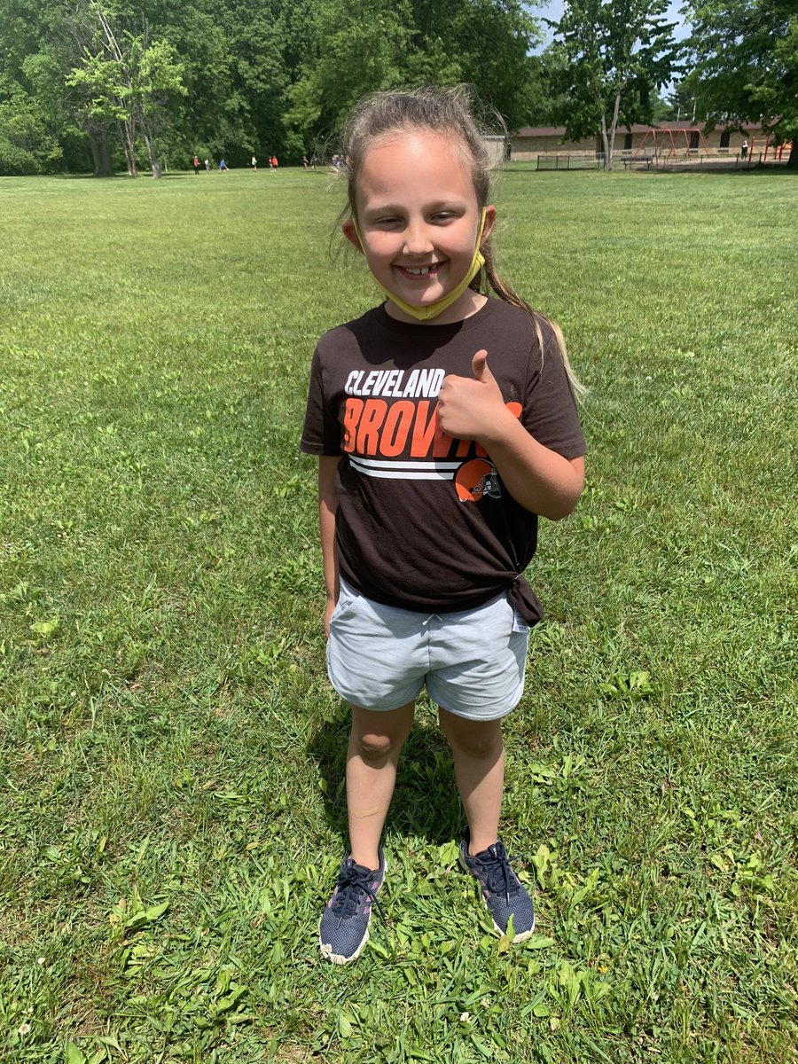 MissBusyB2's tweet photo. Today was focused on games! We learned all about sportsmanship, wrote how to’s, played trashketball and even got out to play a class soccer game! ⚽️ https://t.co/NbOjsSVpa4