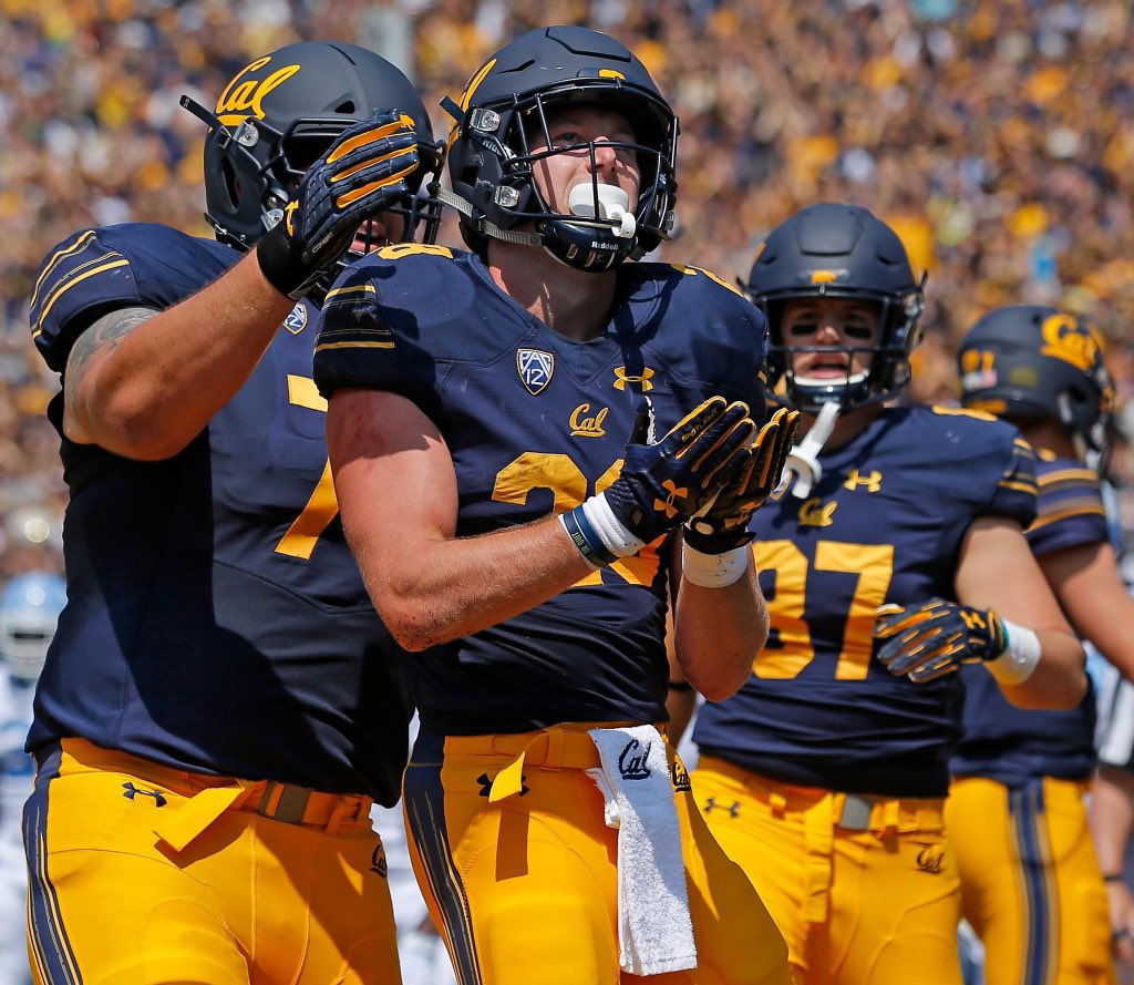 elicayomanor's tweet photo. Privileged to say I have received an offer from the University of California, Berkeley! 🐻#GoBears @CalFootball @CoachToler @730scouting @DABigGreenFB @bbarbato53 https://t.co/eKKSwo1vFq