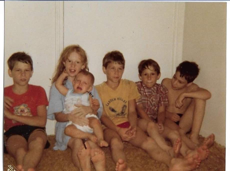 SBlassingame12's tweet photo. Who can pick me out? Lol
What a goofy looking kid I was and am. Ha
@Lexxxi_02 @KaseyBlassinga1 @dalton12bg https://t.co/h5NLbK0LD8