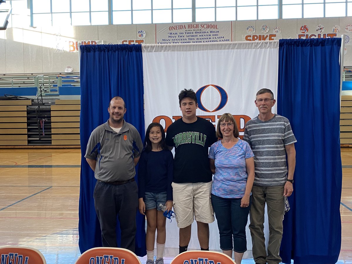 SportsOneida's tweet image. Congratulations to our seniors who have committed to play a sport in college!  We are proud of you! #oneidastrong