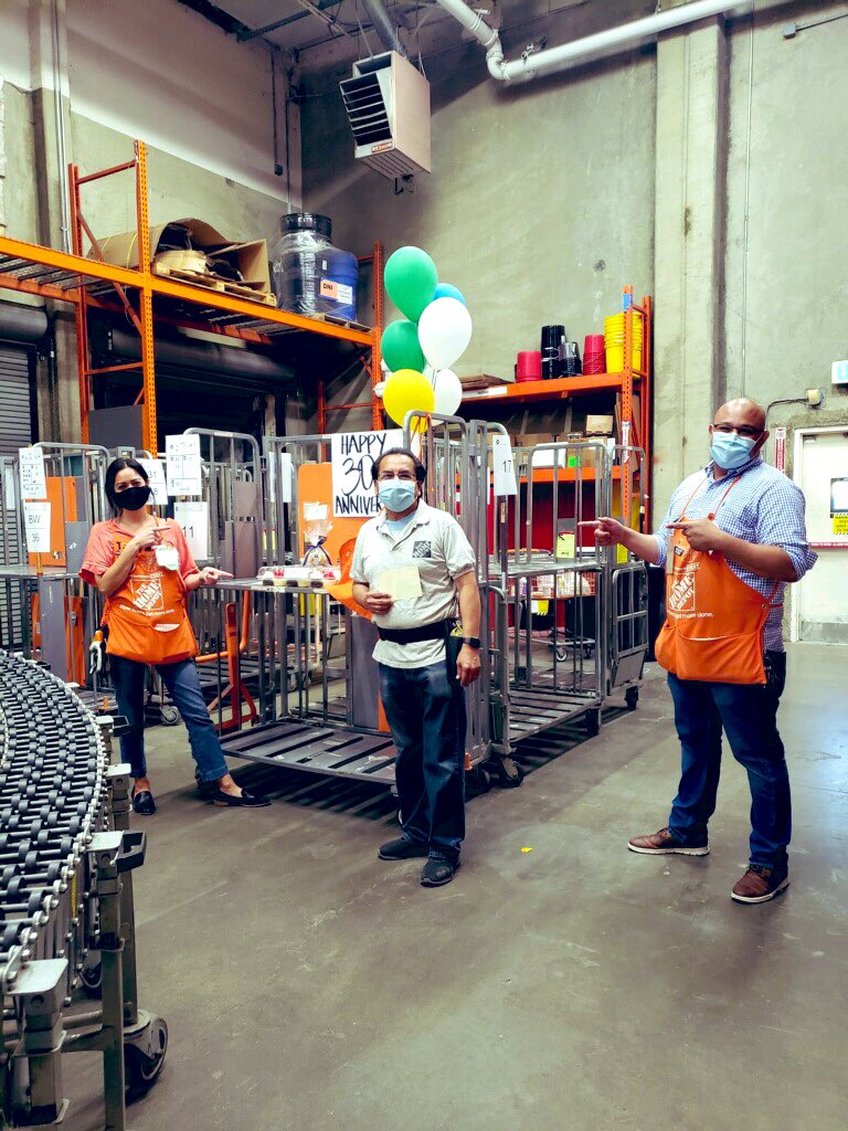 Celebrating our Freight Associate, Antonio’s, 3️⃣0️⃣ year anniversary tonight! What an amazing accomplishment!!! We are lucky to have you on our team @6668! @homedepot6668 <a href="/WillVillanuev14/">Will Villanueva</a> <a href="/EddieReesespec1/">Eddie Reese@specialty6668</a>