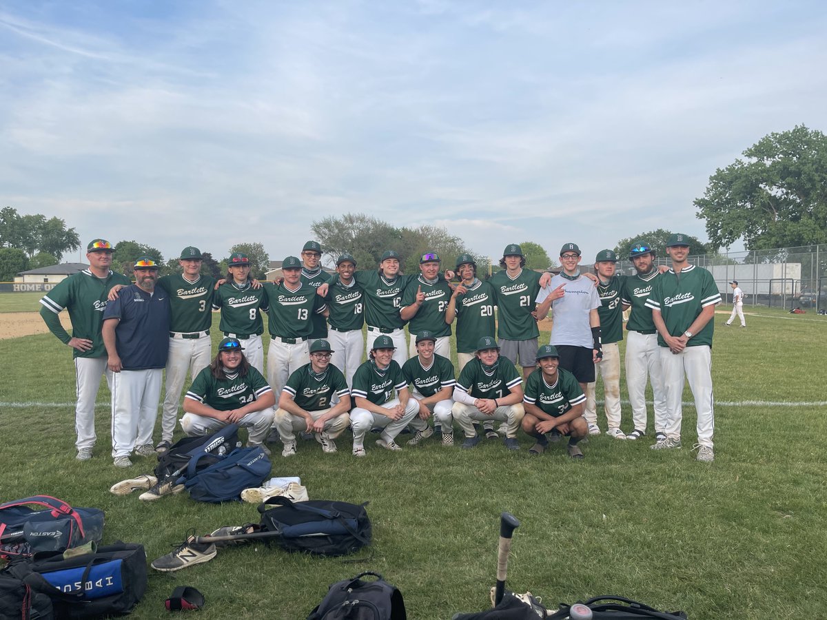 🚨🚨CONFERENCE CHAMPS!!🚨🚨
Hawks claim 1st league title with a 12-10 victory over W. Chicago.  

John Maheras 4-4 3 rbi

<a href="/George_Betevis/">George Betevis</a> and <a href="/EulianoNathan/">Nathan Euliano</a> with 2 hits and 2 rbi 
<a href="/NathanGargano/">Nathan Gargano</a> and <a href="/Ryanelson1236/">Ryan Nelson</a> with 💣💣
<a href="/Daniel_Krulak/">Daniel Krulak</a> (W) 3 1/3 0 runs 4 k's
@PBRIllinois