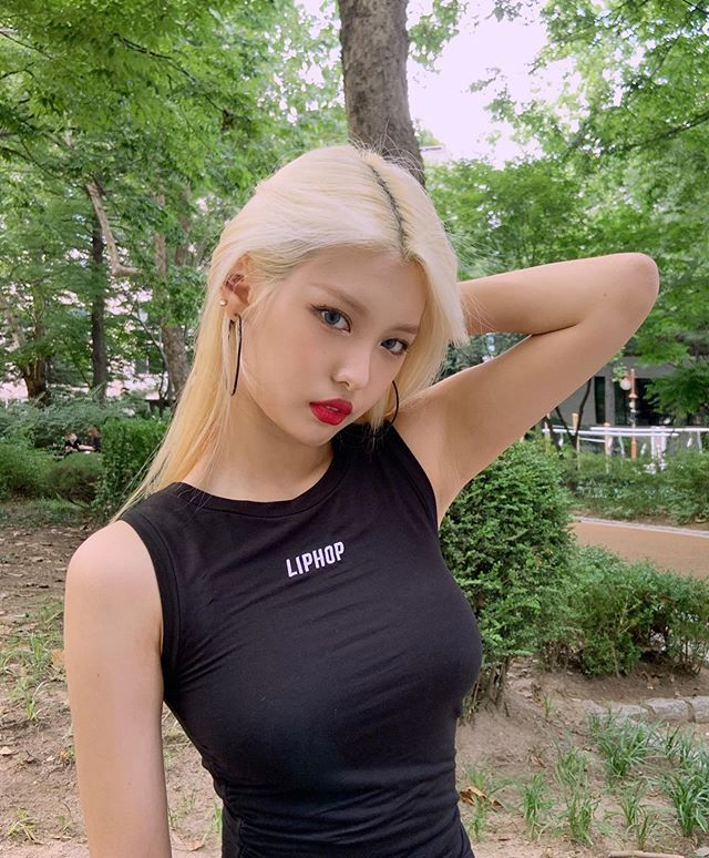 RESTARTING.⠀

not new to rp. like/rt to be mutuals! looking for interaactive mutuals.