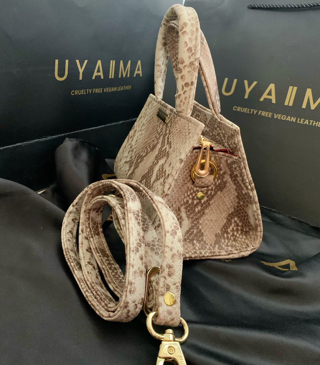 shopUYAIMA's tweet photo. You deserve the INI Mini. Say yes https://t.co/is2kijgvJX https://t.co/sDQ0ShtkIo