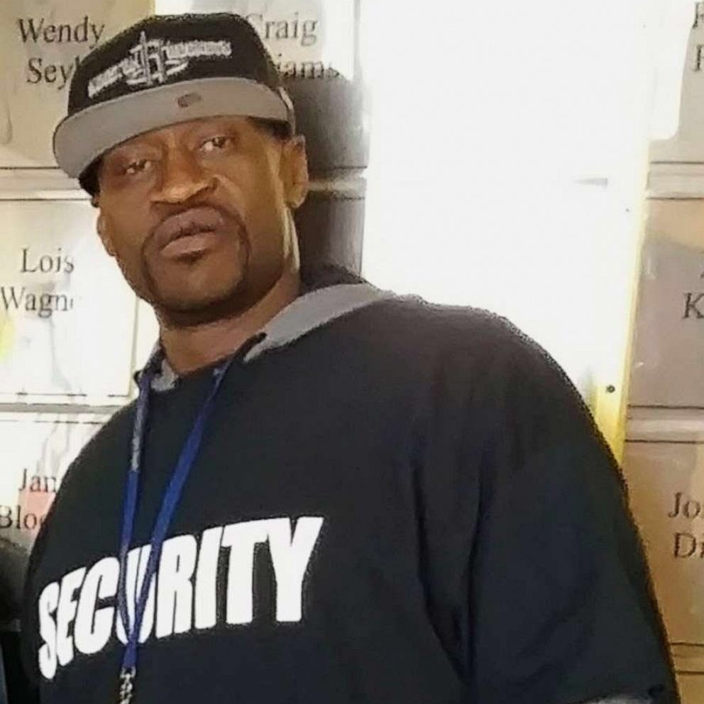 MoorInformation's tweet photo. Today marks the one-year anniversary of George Floyd’s murder. 🙏🏾🕊 https://t.co/4oC5zbmiyI