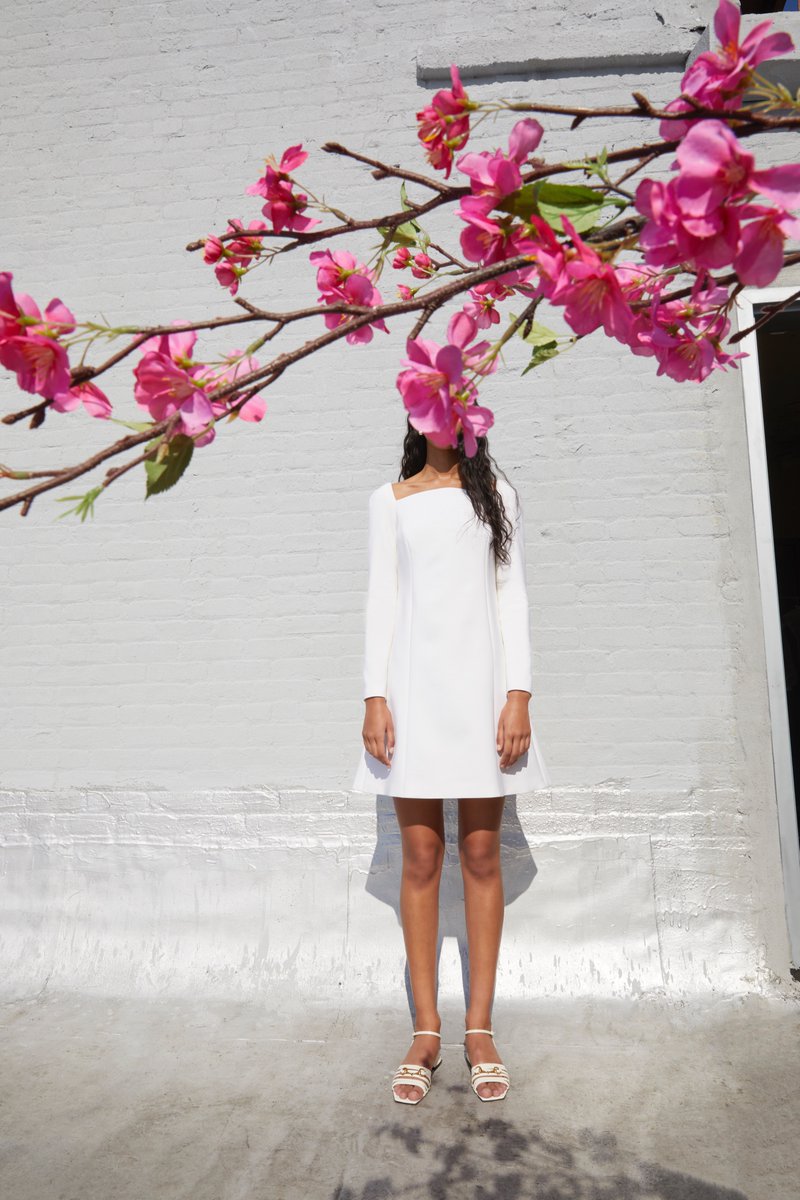 Bergdorf Goodman tweet media