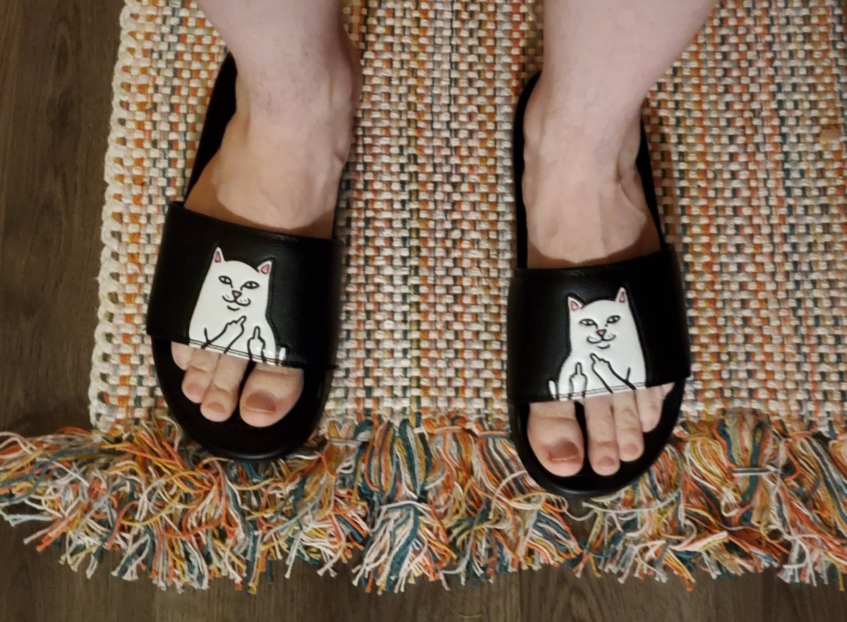 MorganRuble's tweet image. My new sandals! Ignore my toes. Unless you like them, in which case that will be $5. 🧐 #alwayshustling. @ed_tales @therealSnicks @cmr_2 @AXfromMN @surprisehotcarl @roni1133 @BambinoItaliano