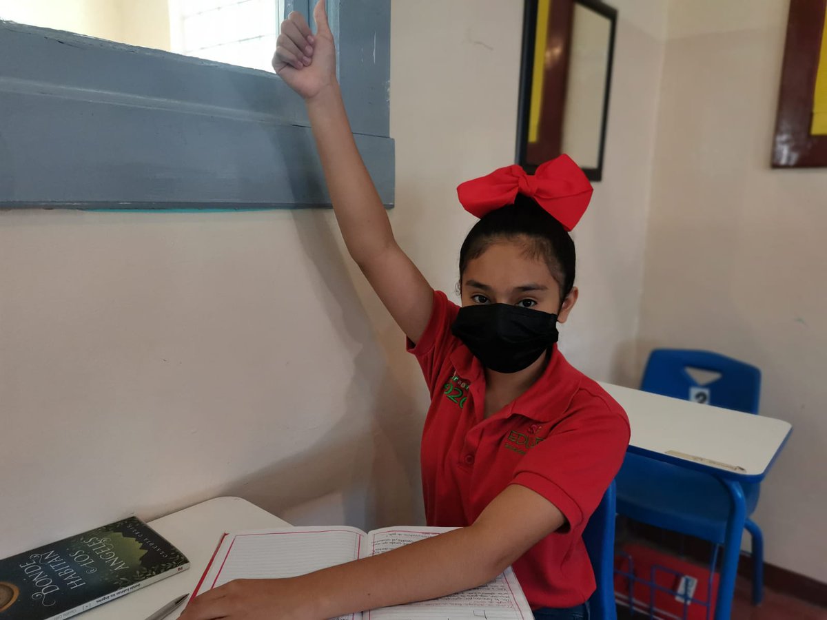 FundacionLalaAC's tweet photo. #EduserBosque
#Secundaria
Seguimos compartiendo historias e imágenes de estos brillantes alumnos que día tras día busquen superar su condición. Esta semana toca hablar sobre los chicos y chicas de Secundaria. ⬇️ https://t.co/9apBQJEAyP