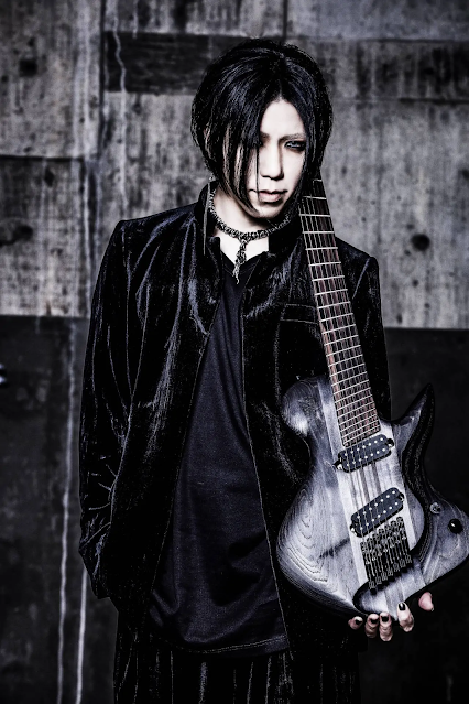 VKHpress's tweet photo. Aoi (the GazettE) Announces Endorsement Deal with S7G https://t.co/XQwKI2zQLo #visualkei #jrock #vkh https://t.co/C0T9OeKHEk
