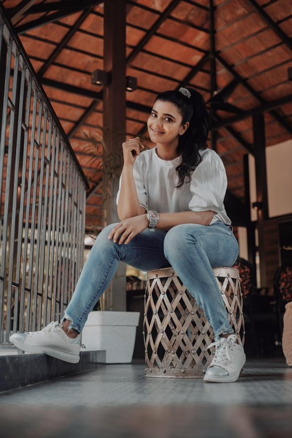 DinaThuli's tweet photo. #aishwaryarajesh 

Follow Us @Dinathuli #Follow For Followback #Follow4followBack #Kollywood #kollywoodactress #KollywoodCinema #Kollywood Actor #Cinema #Trending #Dinathuli https://t.co/BTXmCmcz0W