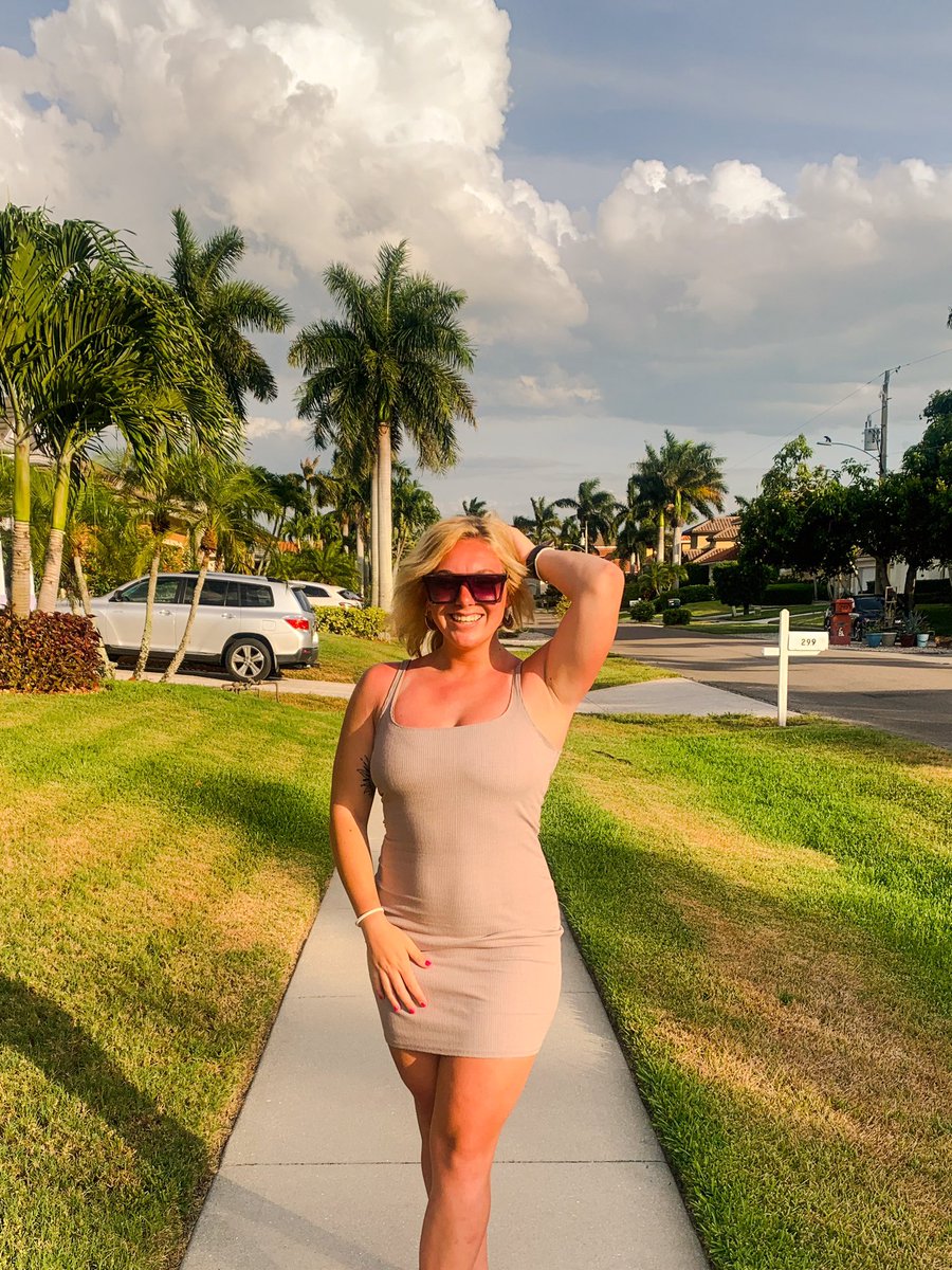 parkerruff13's tweet photo. #NewProfilePic sunny in Florida 🌞 https://t.co/le3wOnsgXy