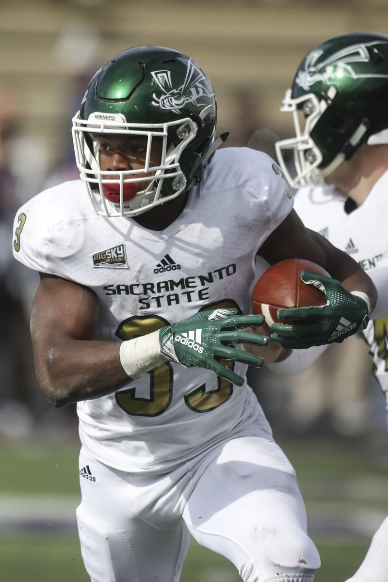 Blessed to announce I have received an offer from the University of Sacramento State, thank you <a href="/M_80lane/">Malcolm Agnew</a> &amp; <a href="/coachkmr/">Kris Richardson</a> and the staff for this opportunity! #StingersUp