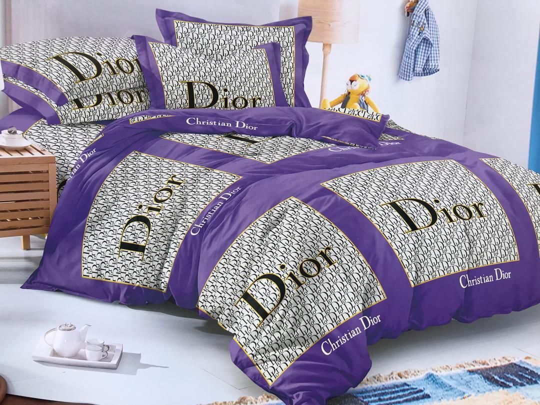 toolzfabrics's tweet photo. May the new week overflow with Blessings for you and your family, you will not be missing on the day of your Celebration🙏

We're starting Beautiful with these 5-Star Designer Bed Sheets waiting to be crashed into😍 Do you love? https://t.co/rUUspFflt4