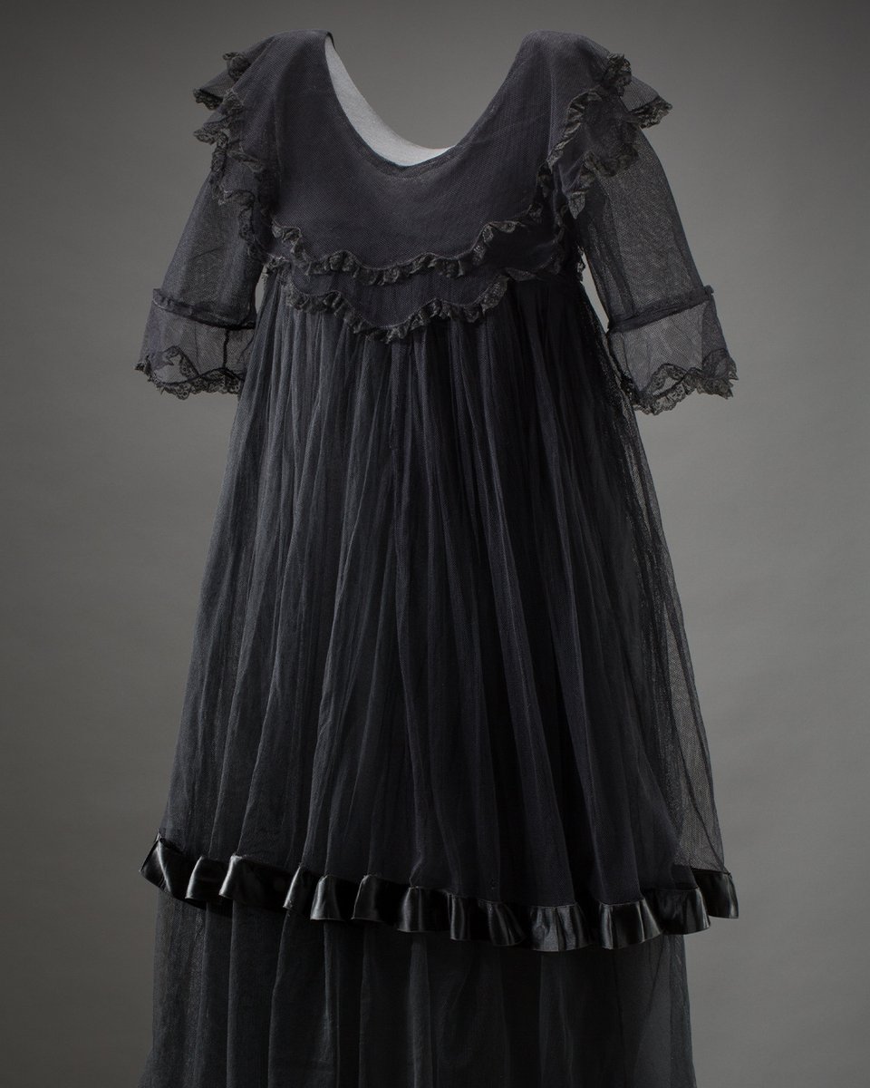 nma's tweet photo. Music inspired by Museum objects 🎸 Celebrating our 20th Anniversary | Grigoryan Brothers guitarists
Song | Mourning Dress
Object | Muriel McPhee Mourning Dress
👂 Listen and learn more 👉 https://t.co/xG5Grct25E
#NMA20 #OurNMA #ClassicalGuitar #HistoricalObjects
@ABCClassic https://t.co/HnMaO1B0jx