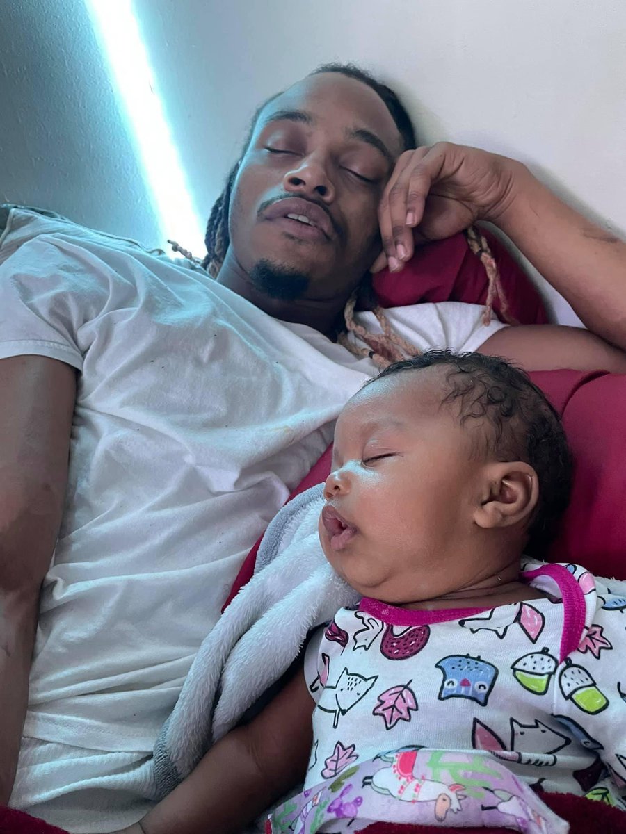 Im1SpoiledLady's tweet image. Uhm….. Anyone else see a pattern here? 🤔😳🤷🏽‍♀️My mini-me has a mini of his own!! 😊😍😁🥰🤣❤️ #MyBabies #MyMiniHasHisOwnMini #DuchessAndLovebug #HeIsAGreatDaddy