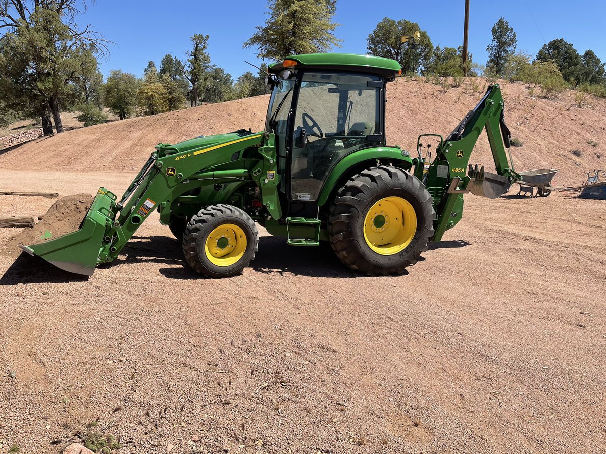 nativerickmora's tweet photo. I grew up driving by the @JohnDeere store and #dreamed of driving one. It’s a #dreamcometrue to have one to #play in the dirt and work the #garden. #blessings #manwork #love #outdoors #hardwork #happiness https://t.co/RC5quu6XUj