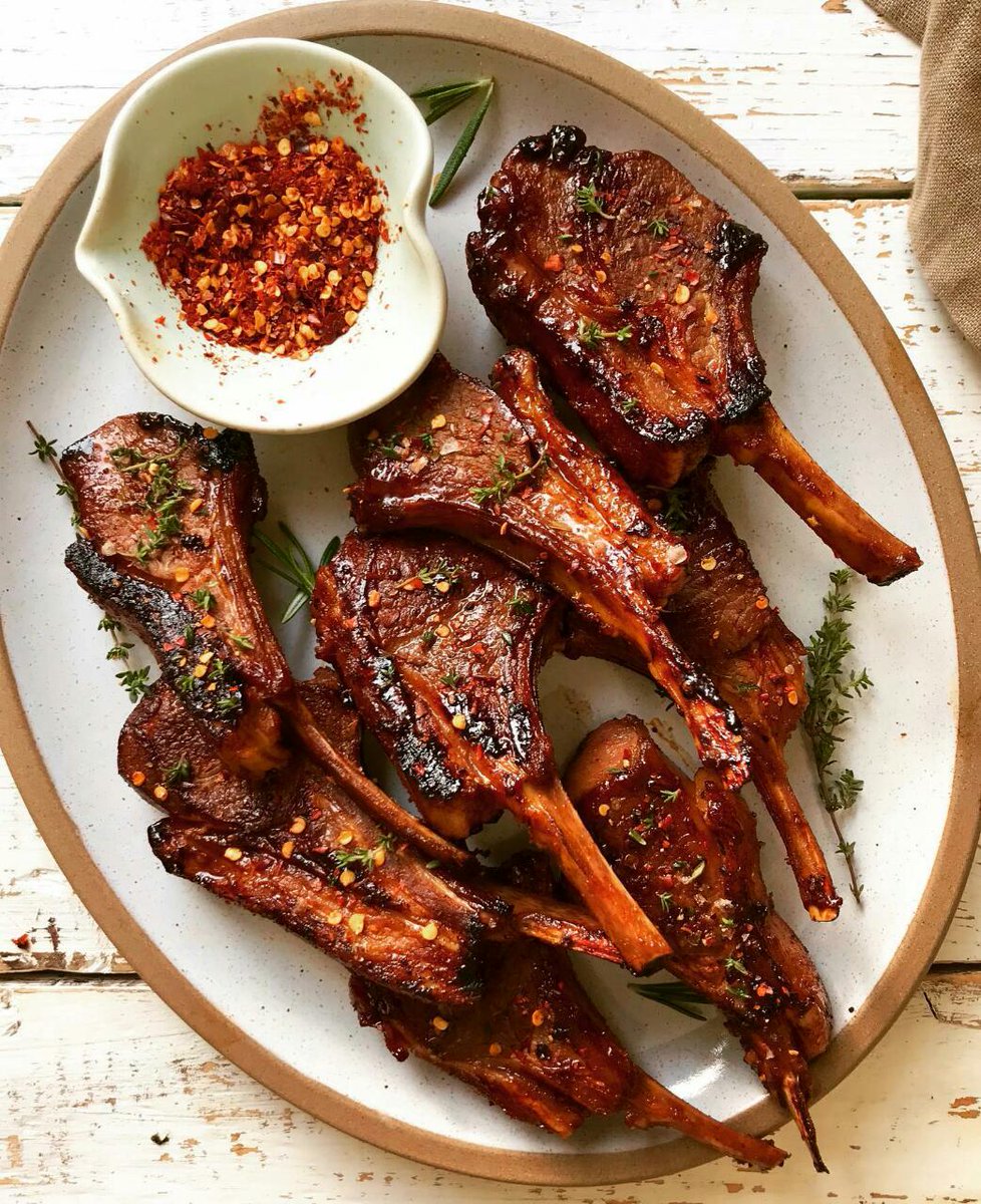 ribsandwingske's tweet photo. Deliciously flavourful lambchops for the team? Fully marinated💫 with a zesty rub before grilling😋 Order now! Call +254 115 858 384

#ribsandwings #ribsandwingske #ribs #dialadelivery #takeaway #ubereats #glovofood #boltfood #fooddeliveries #deliveries https://t.co/ouYTyylcZI