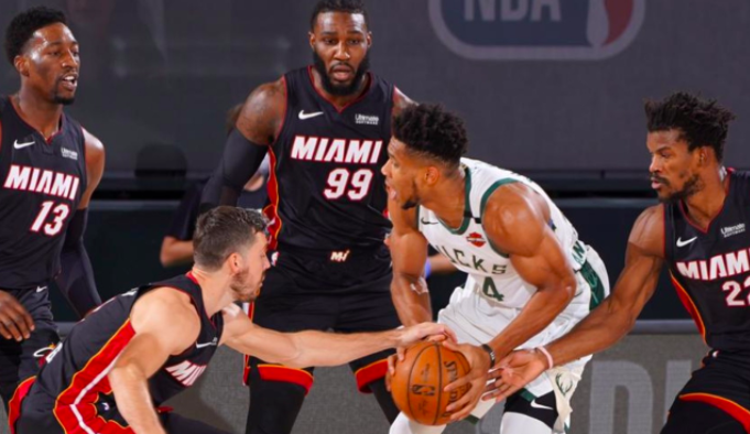 Hoy_NBA's tweet photo. 🏀BOX SCORE🏀

⚡️25  de MAYO⚡️

Miami 98-132 Milwaukee
Portland 109-128 Denver https://t.co/ZlEovXG72N
