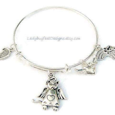 MchughDiane's tweet image. Rainbow Bridge Kitty Bereavement Bangle tuppu.net/46a58801 #LadybugfeetDesigns #Etsy #AdjustableBangle