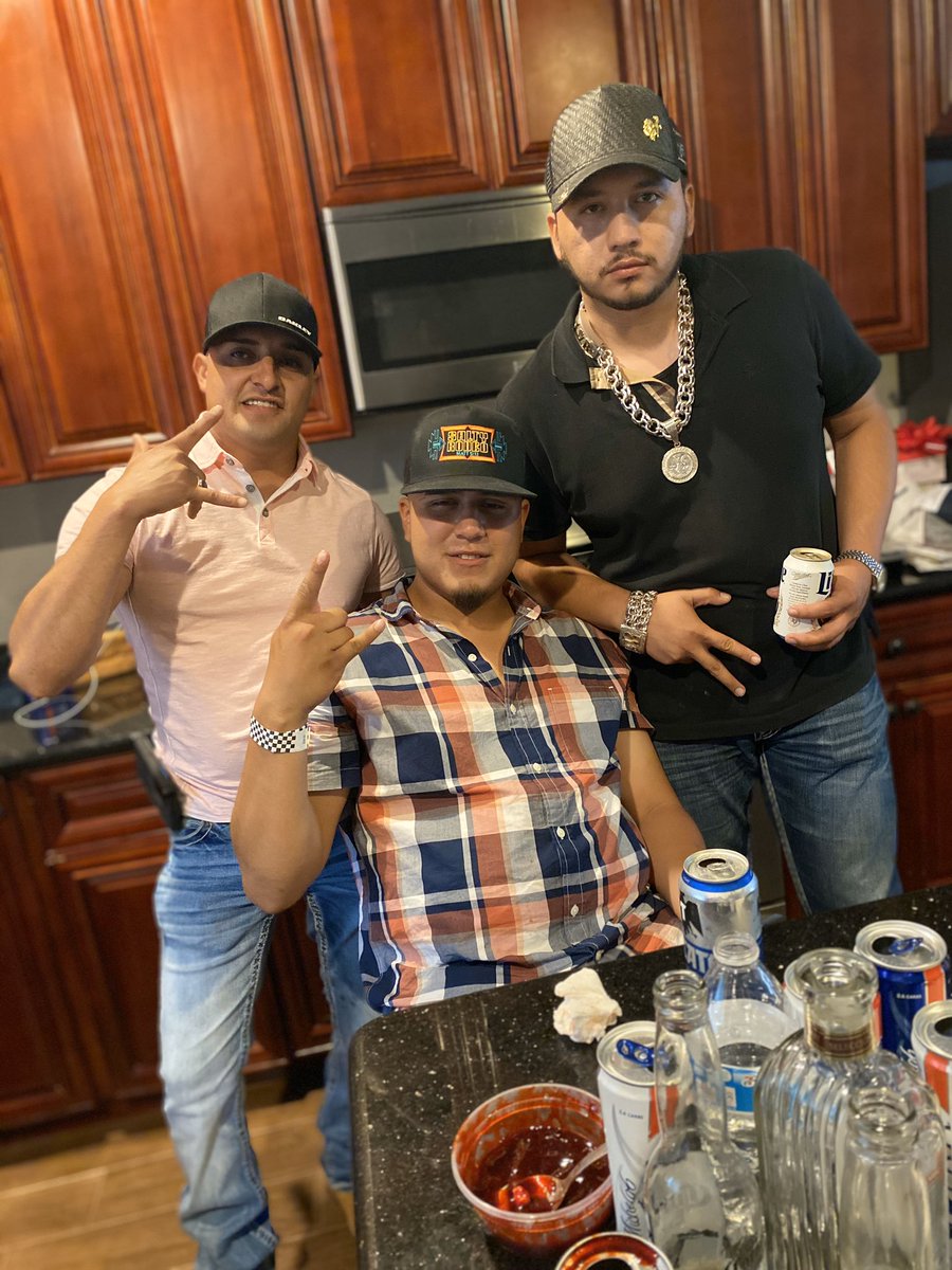 72Luis10's tweet photo. https://t.co/uNghUC313r