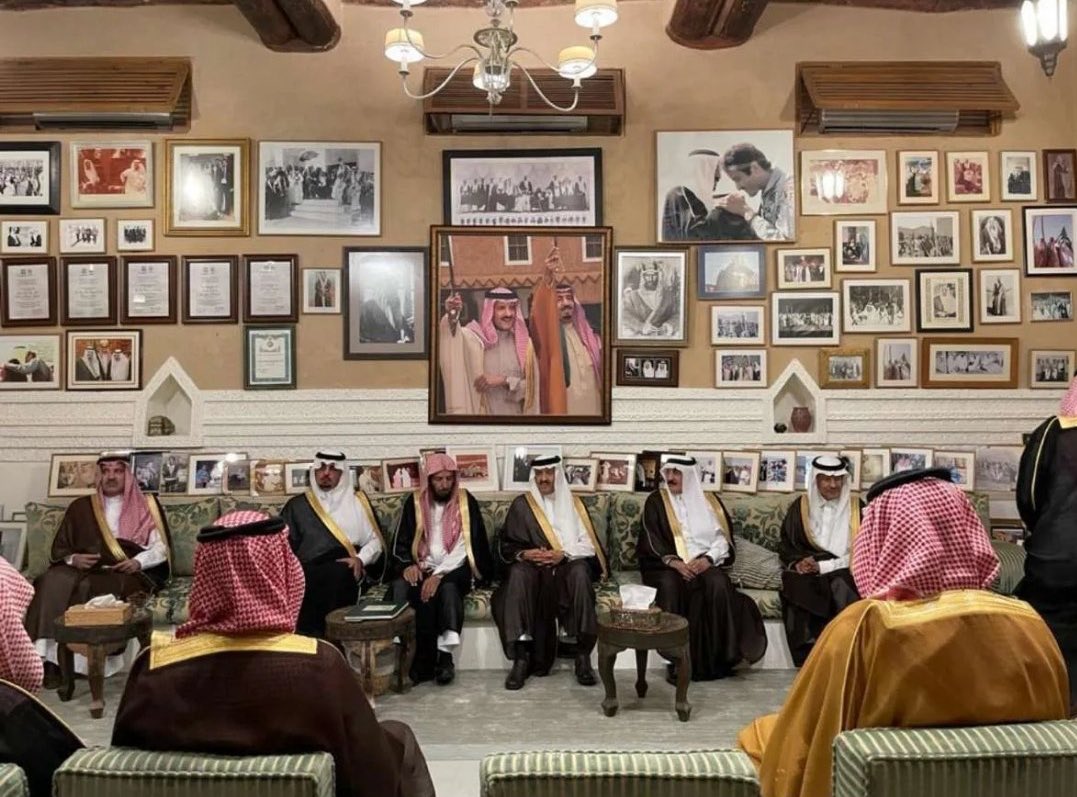alsaud1ksa's tweet photo. صور من الحفل الذي أقامه الأمـير
سلطان بن سلمان بن عبدالعزيز وإخوانه
بمناسبه زواج الأميرة حصه بنت سلمان
بن عبدالعزيز بسمو الأمير / فهد بن سعد
بن عبدالله بن تركي ال سعود بحضور
الأمـير فيصل بن بندر بن عبدالعزيز أمير
الرياض وعدد من أصحاب السمو الأمراء ..
يوم الإثنين ١٢ / ١٠ / ١٤٤٢هـ https://t.co/RVmQ2SclK2