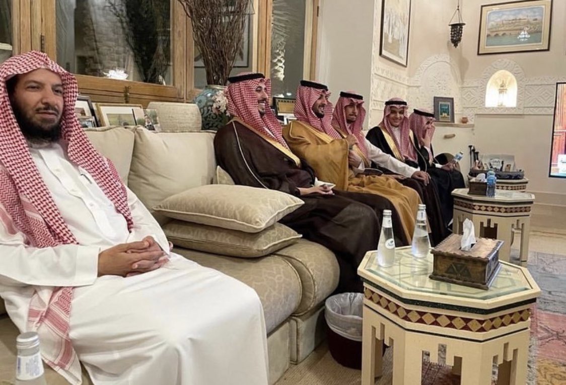 alsaud1ksa's tweet photo. صور من الحفل الذي أقامه الأمـير
سلطان بن سلمان بن عبدالعزيز وإخوانه
بمناسبه زواج الأميرة حصه بنت سلمان
بن عبدالعزيز بسمو الأمير / فهد بن سعد
بن عبدالله بن تركي ال سعود بحضور
الأمـير فيصل بن بندر بن عبدالعزيز أمير
الرياض وعدد من أصحاب السمو الأمراء ..
يوم الإثنين ١٢ / ١٠ / ١٤٤٢هـ https://t.co/RVmQ2SclK2