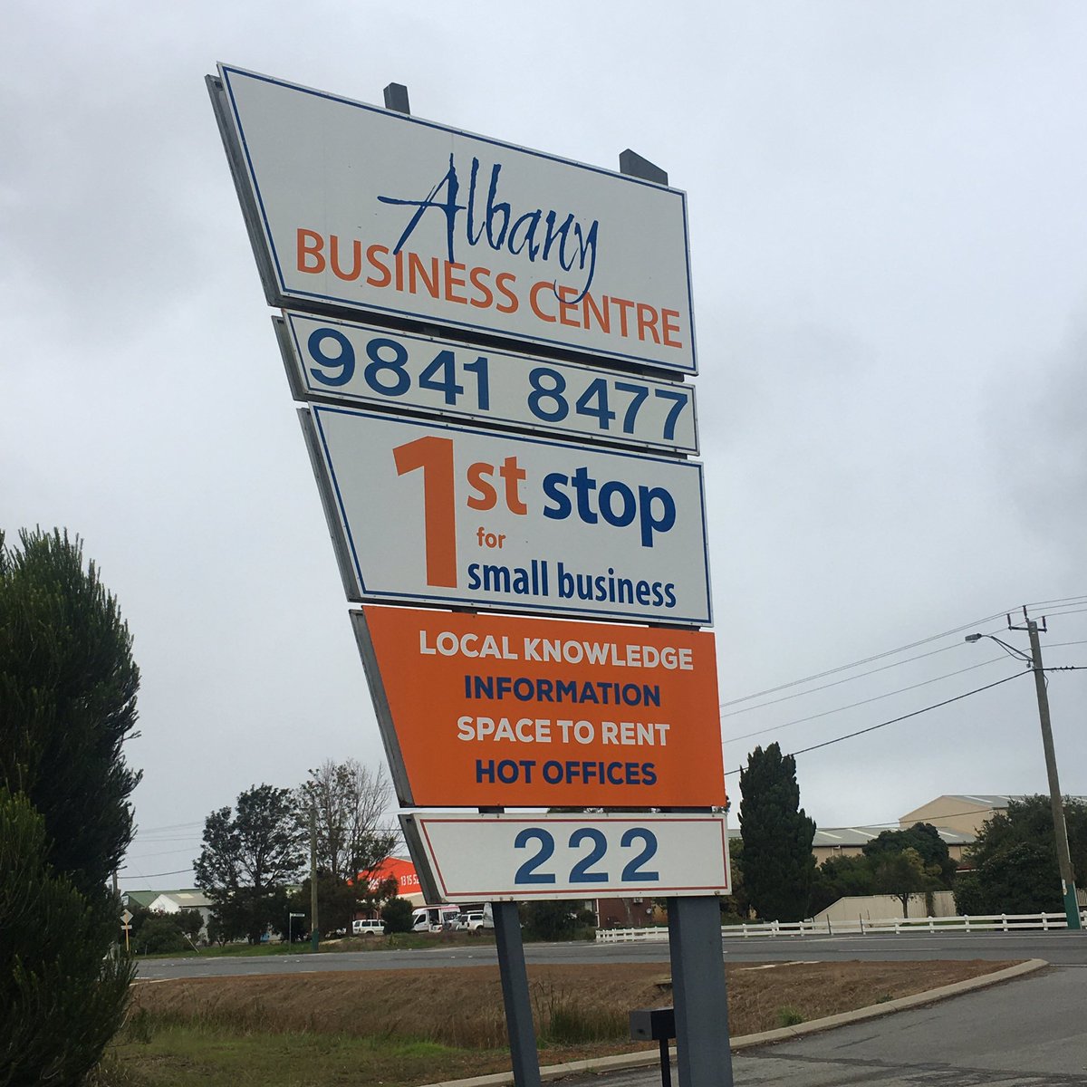 meshpoints's tweet image. We’ve enjoyed our visit to #BusinessGreatSouthern Albany Business Centre this afternoon- another incredible space in #Albany with an almost full house of members in their incubation hub! 🙌
#greatsouthernwa #coworking #incubator #smallbusiness #regionalwa