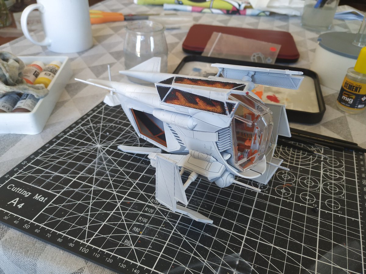 marcelvimu's tweet image. Work in progress, republic LAAT/le. #StarWars #miniaturepainting #starwarslegion