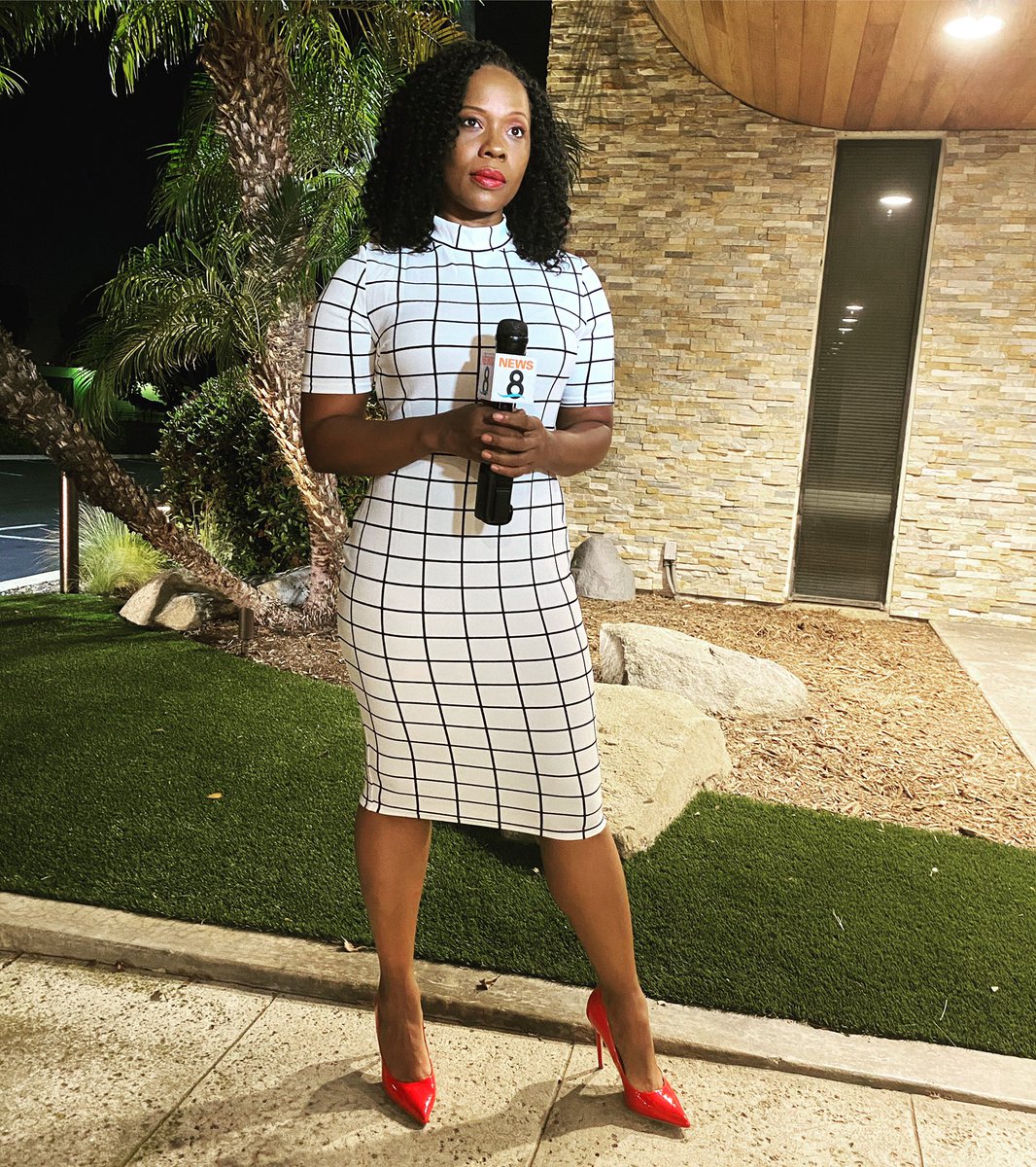 LaMonicaPeters's tweet image. Why? Because I felt like it 😊 #ImReady #ReporterLife #CBS8