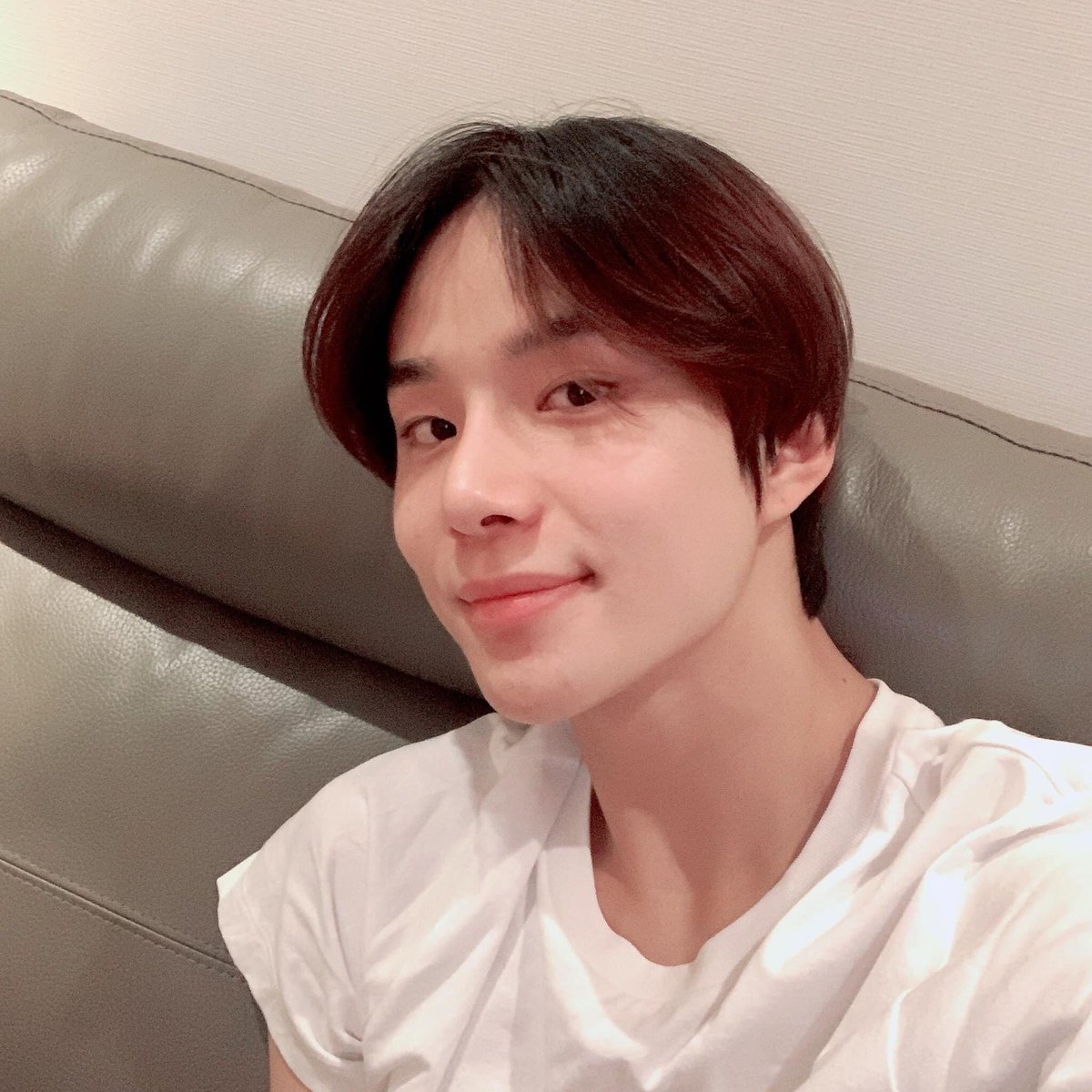 mikeywoojung's tweet image. JUNGWOO SENT SELCA!!!!!!! Cutieeeeee❤️🥰
@SMTOWNGLOBAL 
#JUNGWOO